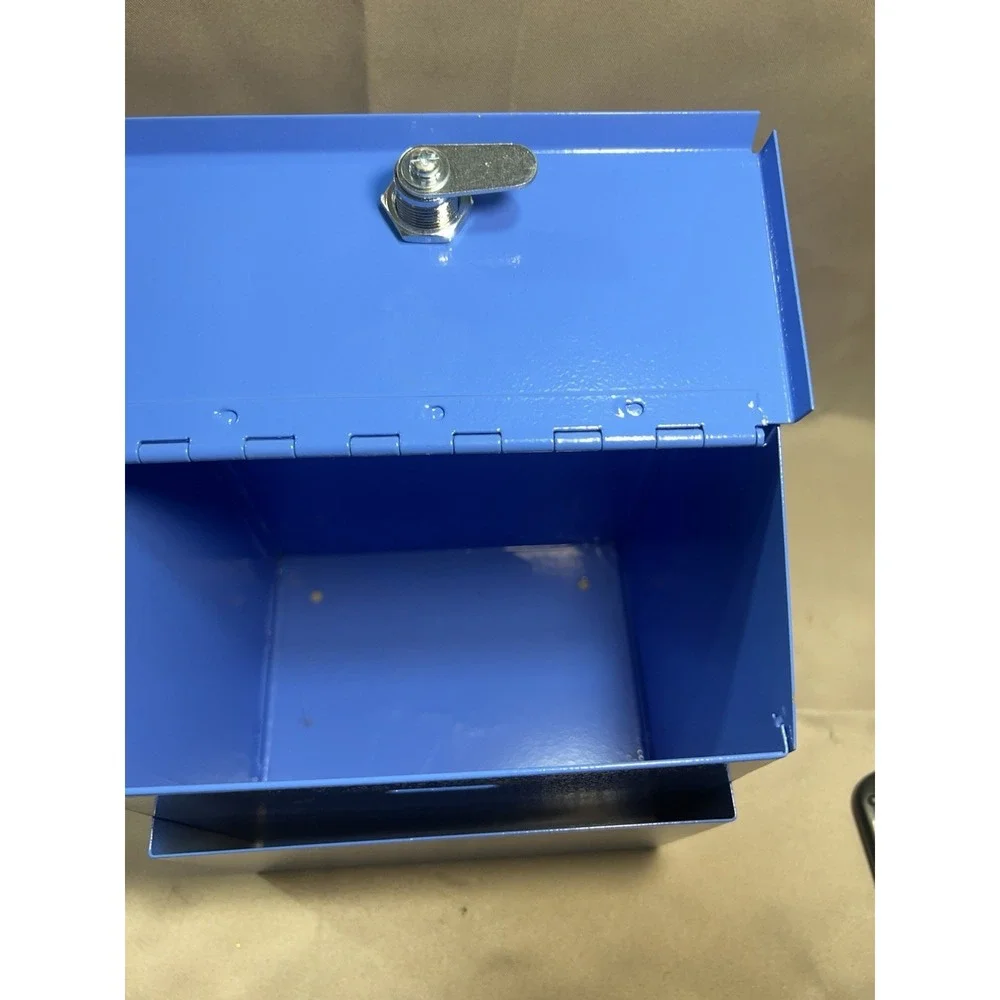 TIP/SUGGESTION/DONATION BOX W/KEY‎ WALL/COUNTER ATTACHMENT HOLES (2507)
